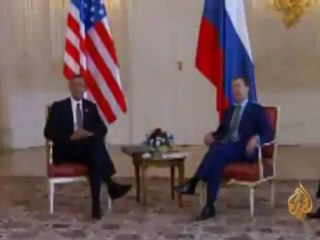 قرغيزيا.. سيطر أنصار الرئيس المخلوع على مطارين