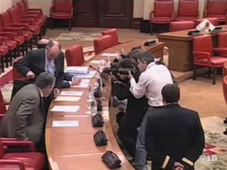 Más de la mitad de los españoles pide a Zapatero una remodelación del Ejecutivo