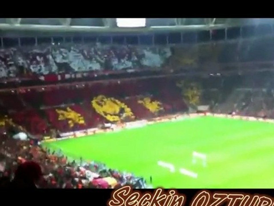 ultrAslan Tribün Şovları
