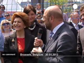 Euro MPs take part in football cup - no comment