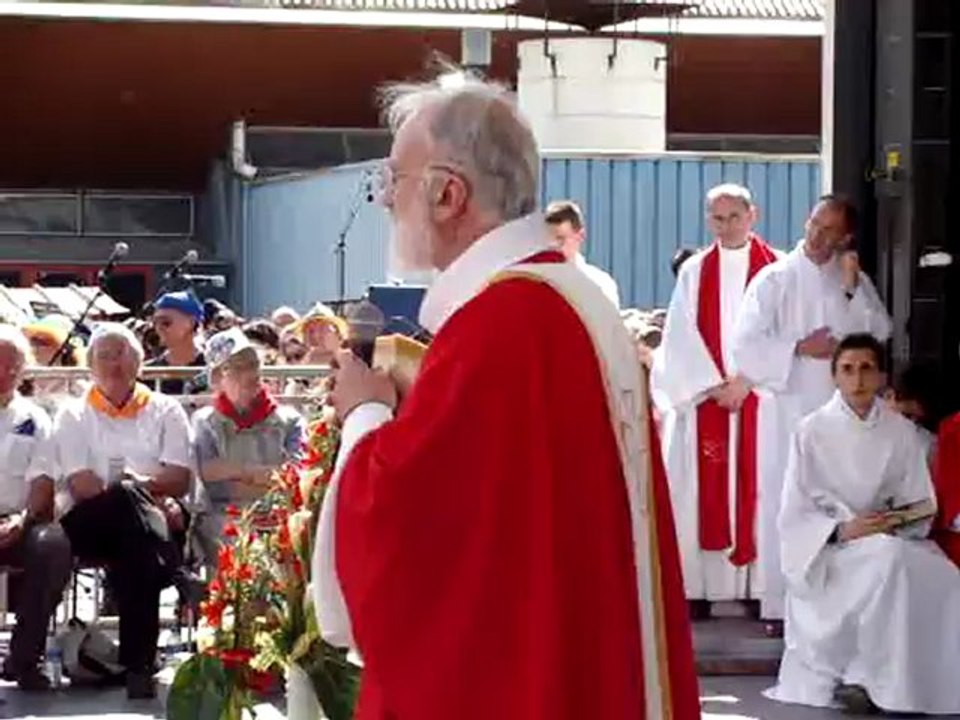 Le Père Cantala messa à Bourg en Bresse