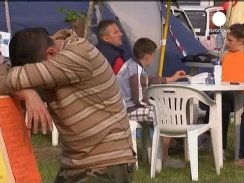 Italian quake victims look to rebuild their lives