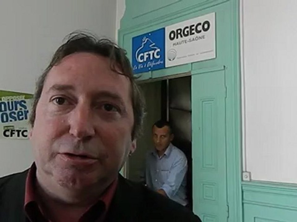 PEUGEOT : "UN AVENIR TRES SOMBRE POUR AULNAY ET RENNES"