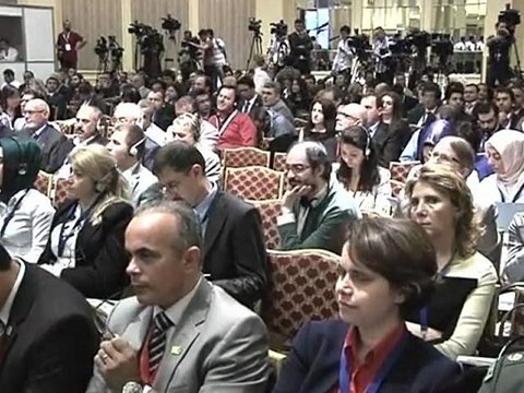 Ban Ki-moon warns of Syria civil war