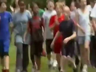 Awesome Kid Doesn't Let Anything Stop Him