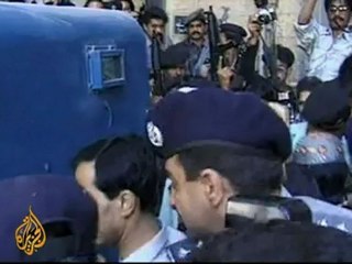 Pakistani president rejects calls to resign - 17 Dec 09