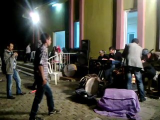 varsa kaderde vuslat, özlemek de güzeldir olsanda tutsak...