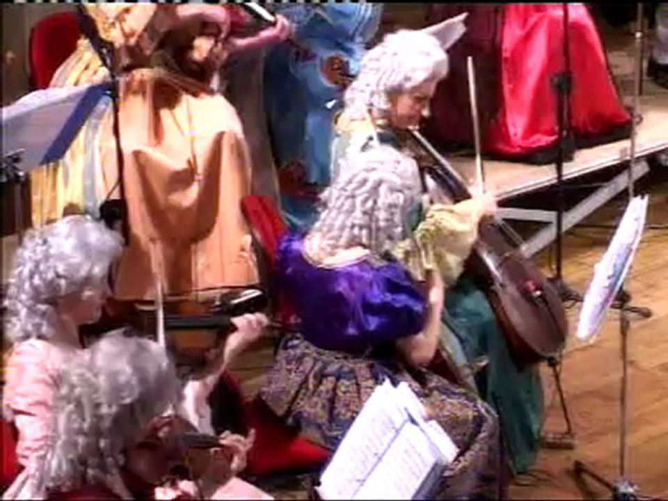 Casanova Venice Ensemble / Rondo Veneziano  (  Blue  Danube   /  Live  )