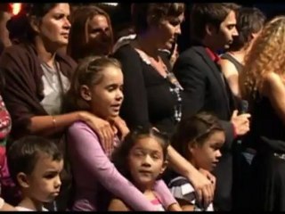 L'envie d'aimer les Grandes Voix des Comédies Musicales + troupe TiBaba