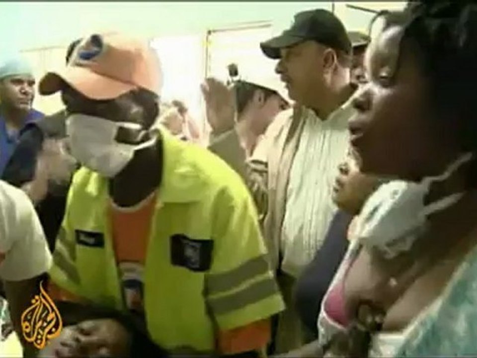 Injured Haitians fill Dominican hospital wards