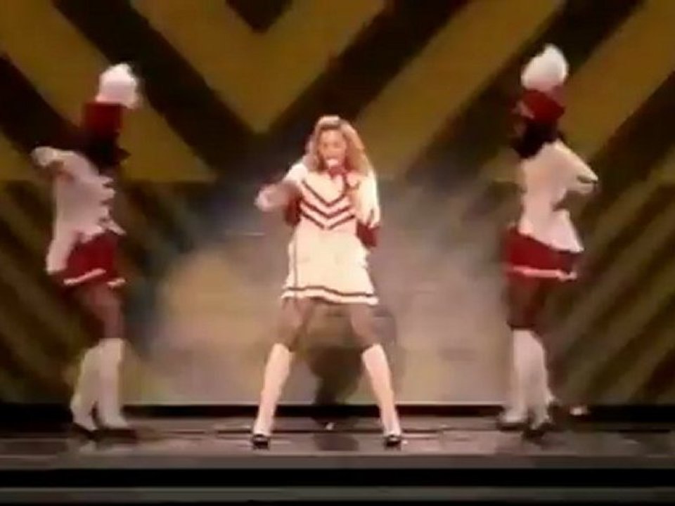 Madonna launches MDNA tour in Israel