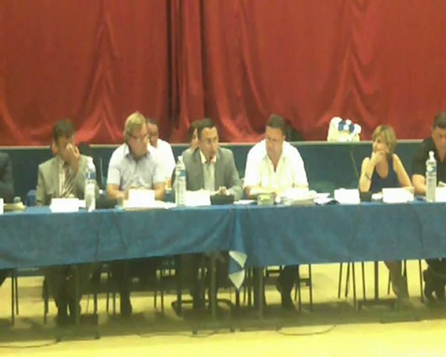 SAINT CYPRIEN :THIERRY DEL POSO DEGAINE LES PLAINTES