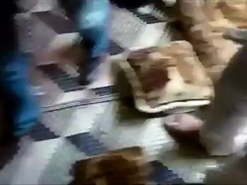 Syria فري برس حمص الحولة المراقبون في مكان حدوث المجزرة ج1 Homs