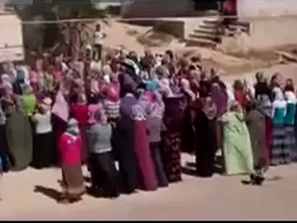 Syria فري برس  ادلب جسر الشغور البشيرية مظاهرة الخميس 31 5 2012 Idlib