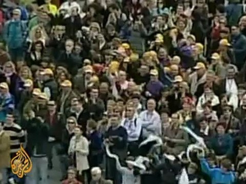 Catholic pope bids to calm child abuse row in Ireland