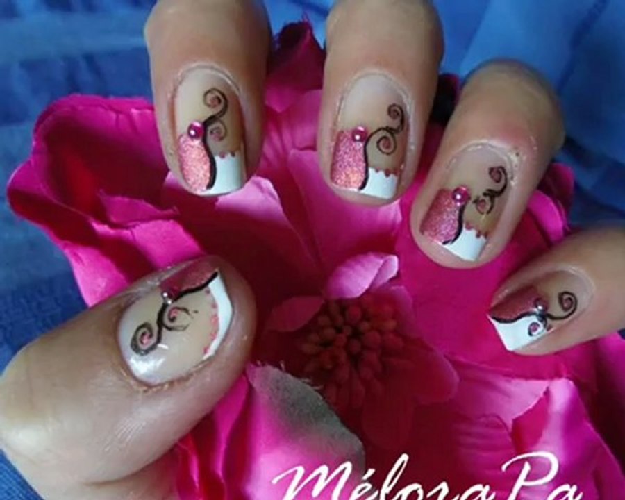 Tutoriel.Vidéo French fantaisie pupa holo red 038.[niv.moyen]