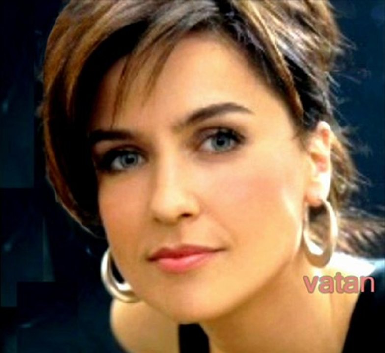 ŞEVVAL SAM - BENSENİ SEVDUĞİMİ DÜNYALARA BİLDİRDUM