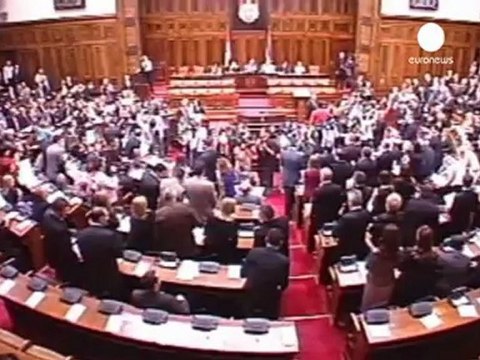 Nuove tensioni in Kosovo, serbi attaccano pattuglia Kfor