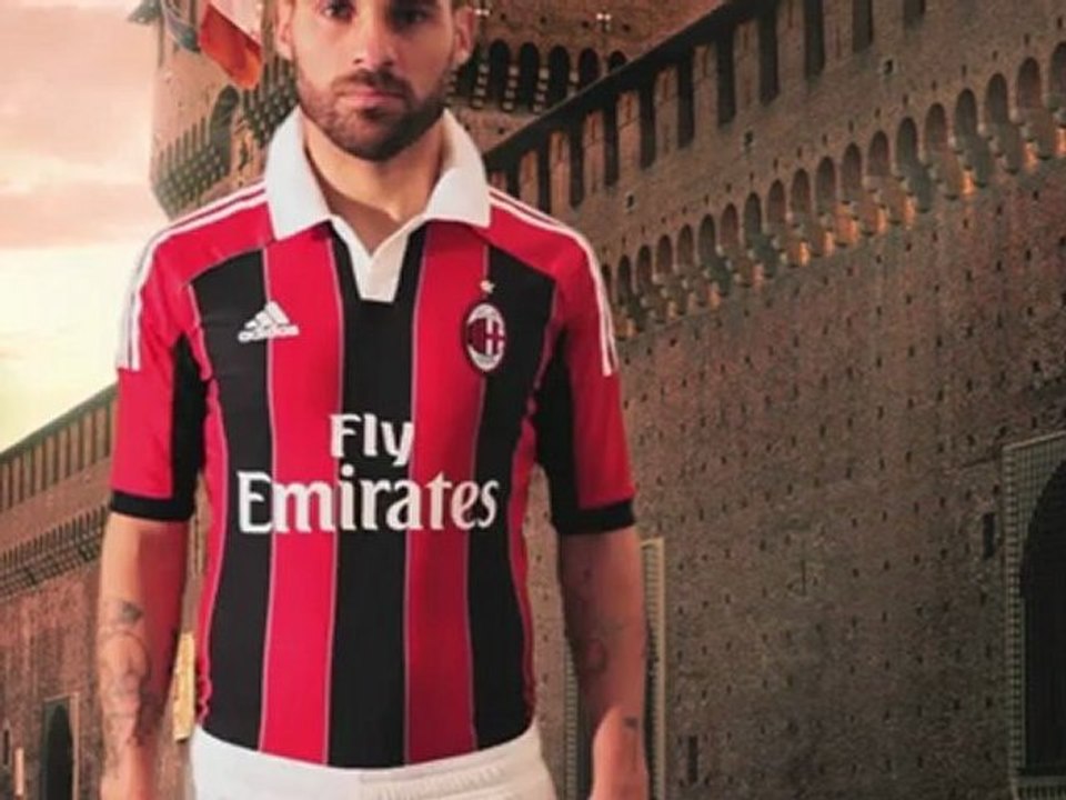 القميص الجديد لأس ميلانو 2012-2013