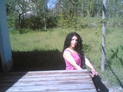 DEMET AKALIN ESMER YARIM.