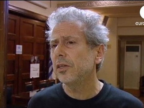 Grèce : un bobo veut rajouter des immigrés à la crise grecque (Giorgos Tsarbopoulos, Dirigeant de UNHCR Grèce)