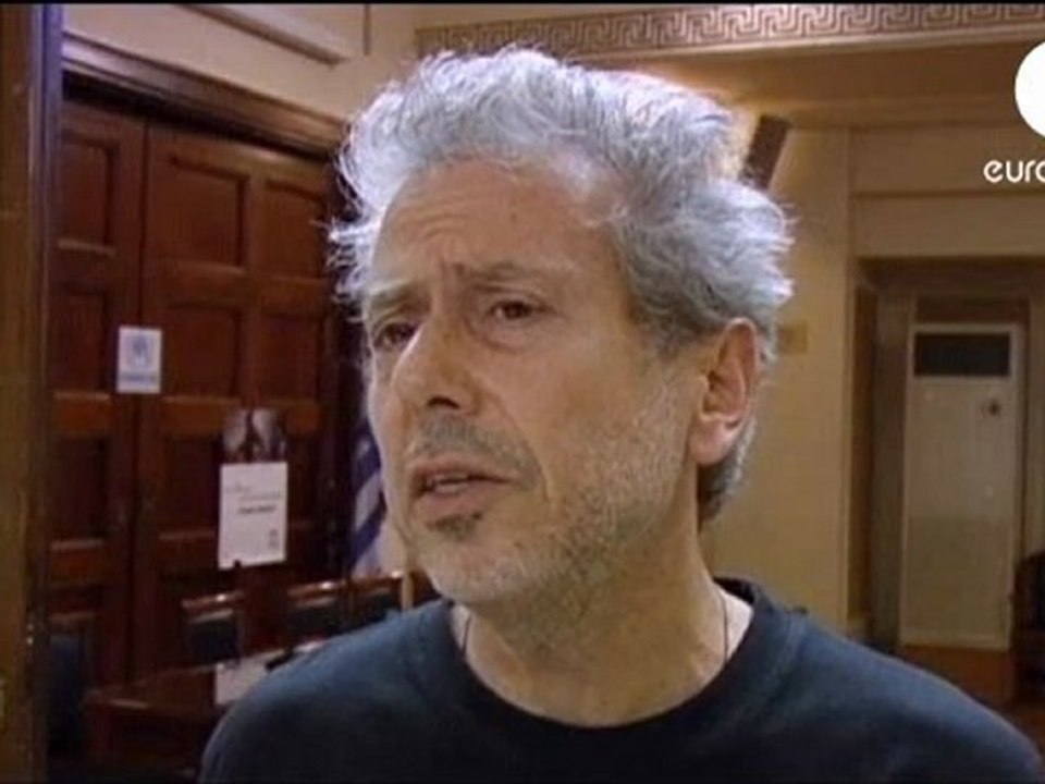 Grèce : un bobo veut rajouter des immigrés à la crise grecque (Giorgos Tsarbopoulos, Dirigeant de UNHCR Grèce)