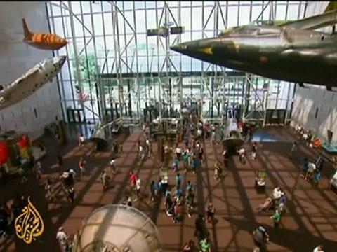 Obama fends off 'space attack'