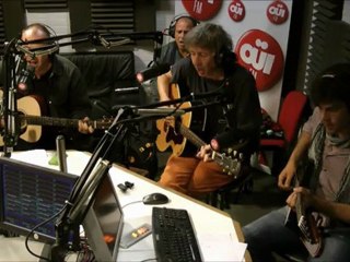 49 Swimming Pools - House Of Love Cover - Session Acoustique OÜI FM