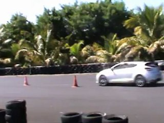 Vidéos journée roulage 29/04/2012 RUN974 bonne qualité