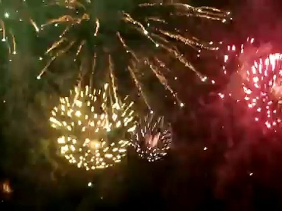2012 Happy New Year from Taiwan and M13