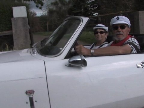 Le tour de Bretagne 2012 des véhicules anciens.