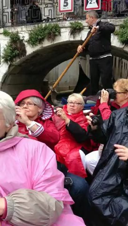 La SHBL en Italie en 2012 lors d'une balade en Gondole à Venise