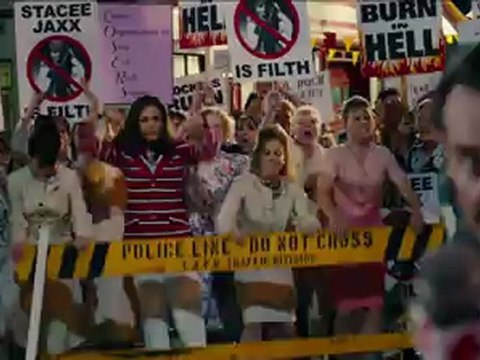 Rock of Ages - Extrait Built This City [VO|HD]