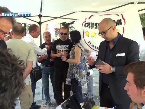 Il MoVimento 5 Stelle di Andria raccoglie firme per Zero Privilegi Puglia
