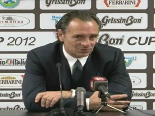 Prandelli: "Da qui in avanti concentriamoci sul calcio"