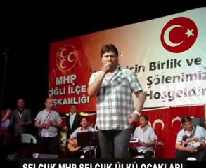 AHMET ŞAFAK YÜREĞİNLE GEL