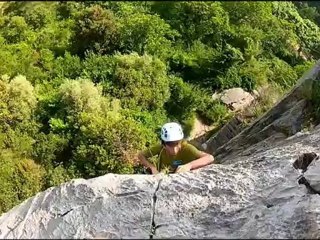 Escalade à Notre dame du Cros Aude