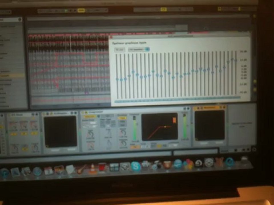 En studio