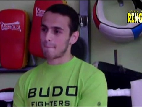 ΝΙΚΟΣ ΠΑΠΑΔΗΜΗΤΡΙΟΥ: Σπουδές & kickboxing