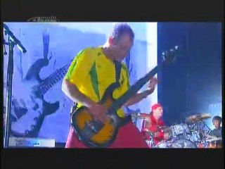 RED HOT CHILI PEPPERS  - HIGHER GROUND (live)