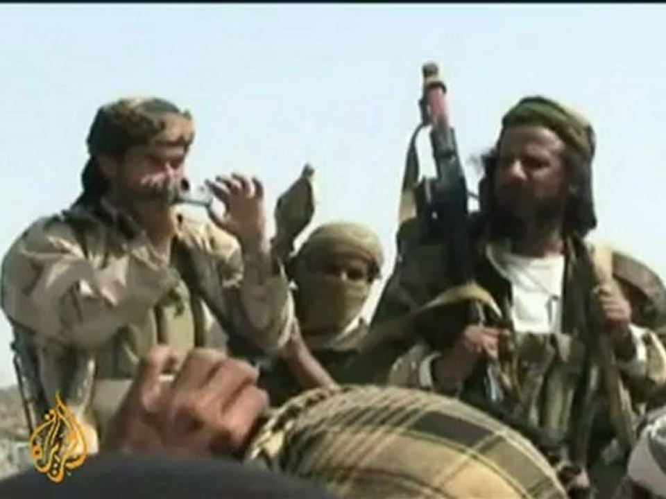 Al-Qaeda blamed for attack on Yemen intelligence headquarters