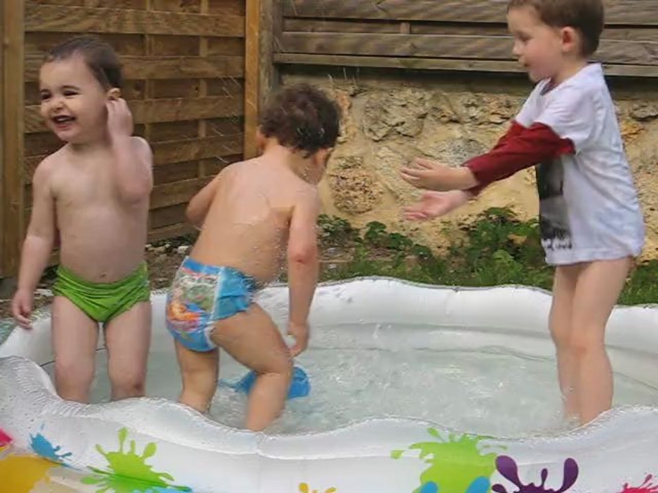 Ma piscine avec mes copains