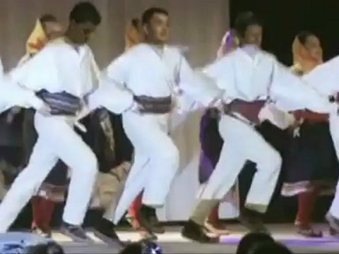 Ecole de danse Mladost - Danse Bulgare - Sopska Racenica