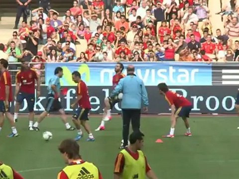 Euro-2012 : dernier match amical de la Roja face à la Chine
