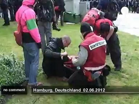 Anti-Nazi protesters in Hamburg - no comment