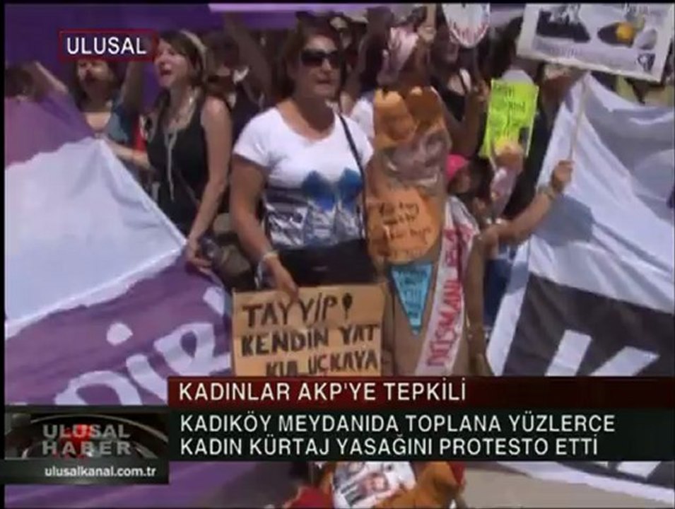 KADIKÖY DE KÜRTAJ PROTESTOSU