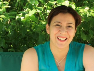 Malika Allouchi-Ghazzale, éducatrice PJJ, s'engage pour Dominique Potier, candidat face à Nadine Morano