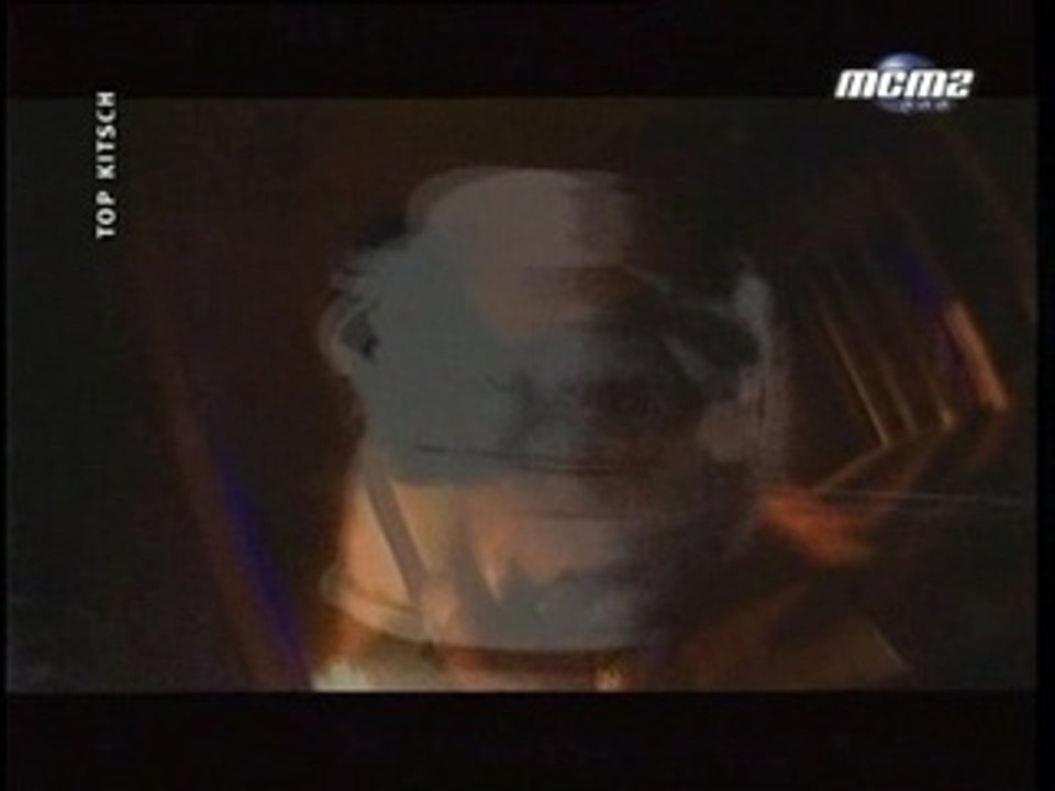 Benny B - Mais Vous Etes Fous