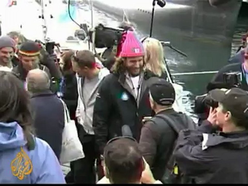 Plastic boat completes Pacific voyage
