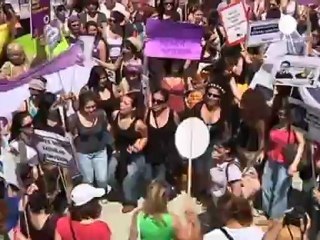 İstanbul'da "kürtaj" protestosu